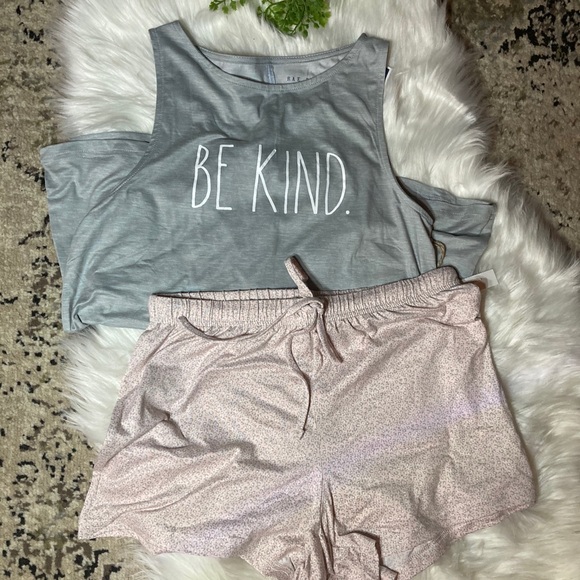 NWT- Rae Dunn “Be Kind” Pajamas Set - Picture 2 of 8